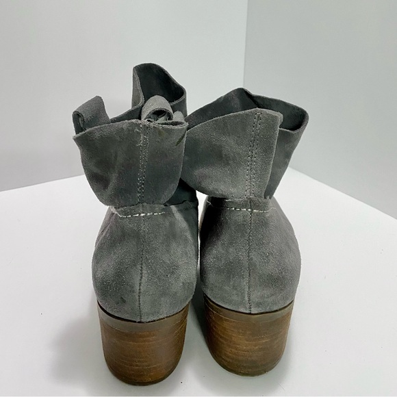 Carlos by Carlos Santana | Titanium Leighton Ankle Boot size 9.5 - Picture 4 of 5